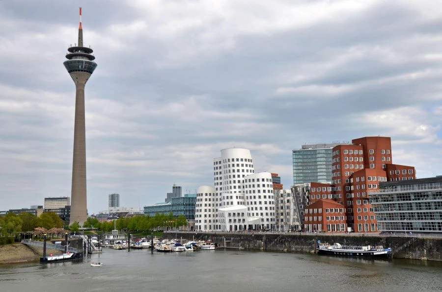 Düsseldorf | © wobogre